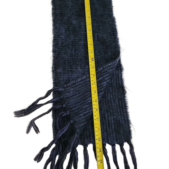 VINTAGE Mohair Blend Fringed Scarf navy blue one size - Picture 3 of 5